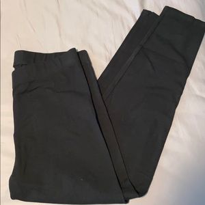 Ann Taylor black leggings L